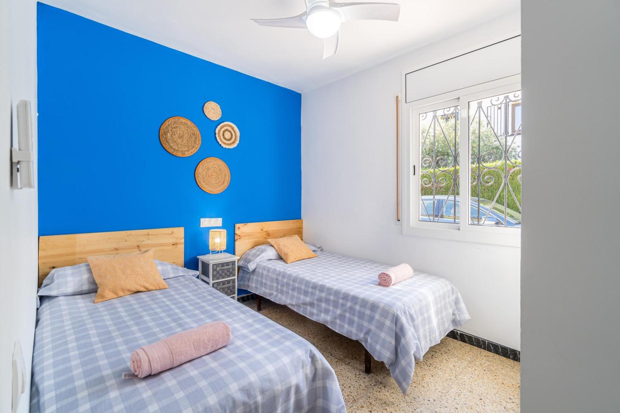 Calma Azul - 3Br - Terrace & Beach - Ac Wifi - 8 Guests Камбрілс Екстер'єр фото